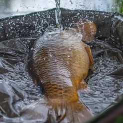 Trakker DPM Crib, Ovale Abhakmatte 16 Trakker DPM Crib, Ovale Abhakmatte -Fishing Verkaufe trakker dpm oval crib in use 2